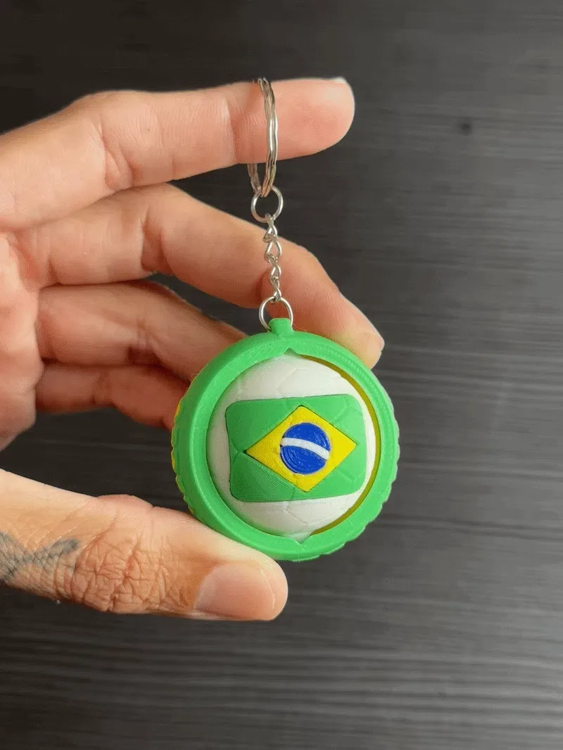 Chaveiro bola do Brasil em 3D – impressão 3D personalizada UP Criativa, João Pessoa